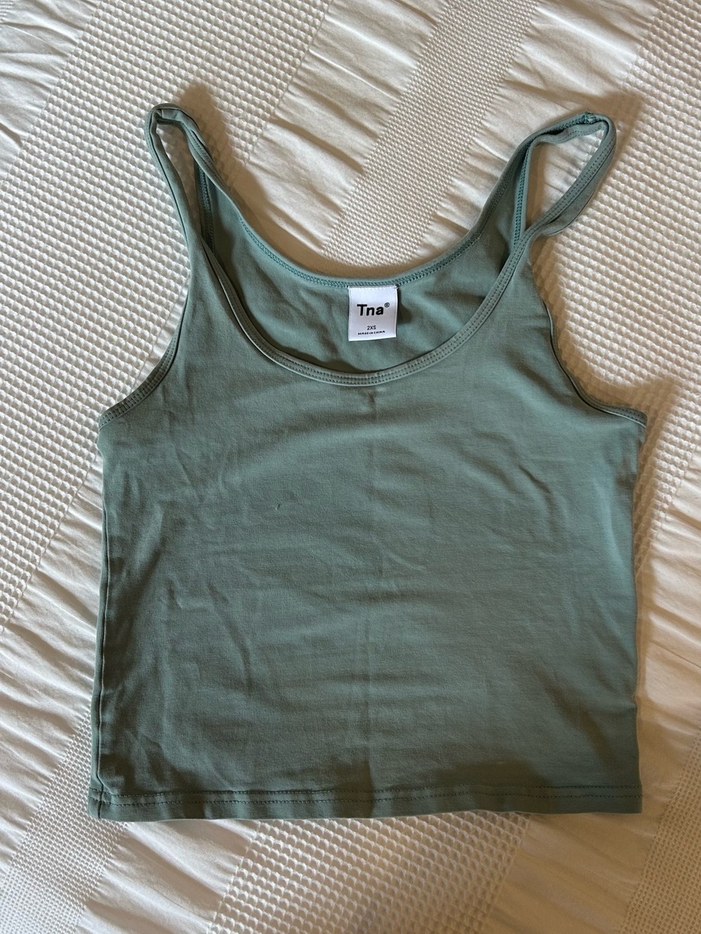 Aritzia TNA tank